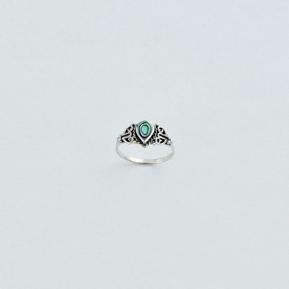 Sterling Silver Teardrop Abalone Ring with Swirls, Pear Shape Rings, Seashells - Picture 2 of 13